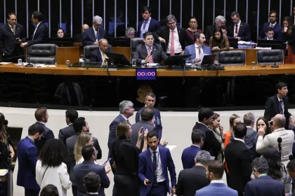 congresso-vota-em-30-de-abril-veto-de-lula-a-pl-da-dosimetria