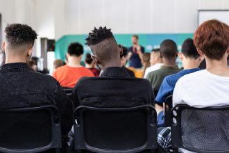 censo:-50%-de-alunos-cotistas-nas-federais-concluem-graduacao