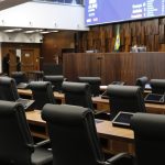 proposicoes-legislativas-sobre-ia-favorecem-controle-e-vigilancia