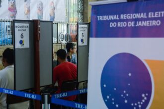 tre-rj-faz-plantao-para-regularizar-situacao-de-eleitores