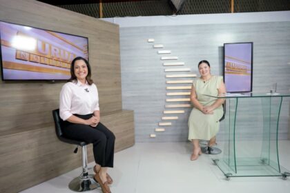 em-cruzeiro-do-sul,-governadora-mailza-concede-entrevista-a-tv-jurua-e-destaca-planejamento-e-acoes-do-governo