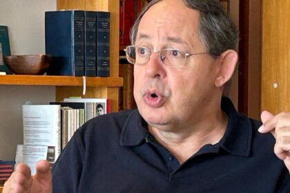 hiperglobalizacao-esta-em-crise,-diz-economista-eduardo-giannetti