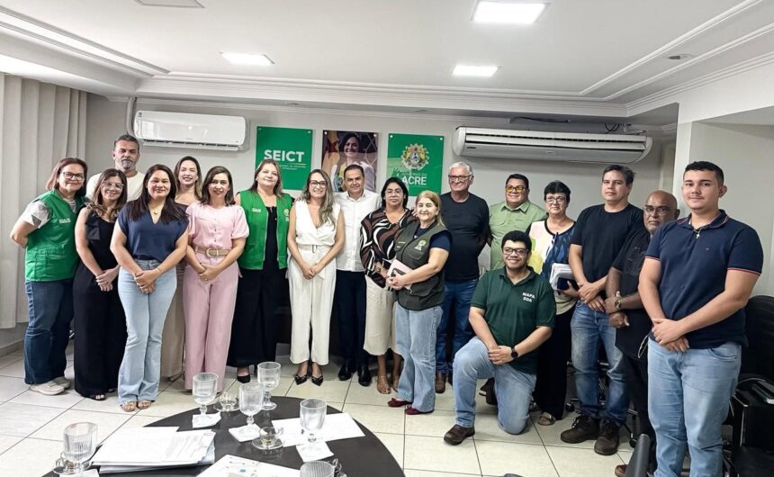 governo-articula-regularizacao-da-cadeia-do-acai-e-transferencia-de-tecnologia-para-produtores-do-jurua