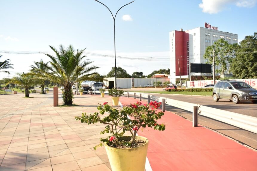 primeiro-festival-de-food-trucks-reune-14-trailers,-gastronomia-regional-e-shows-em-rio-branco;-veja