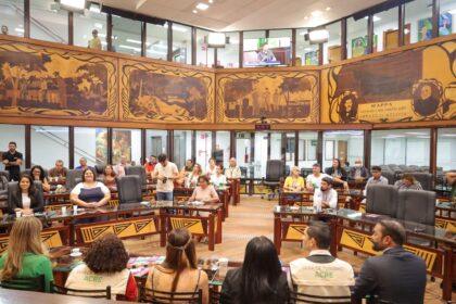 estado-dialoga-sobre-o-fortalecimento-do-turismo-no-acre-em-audiencia-publica-na-aleac