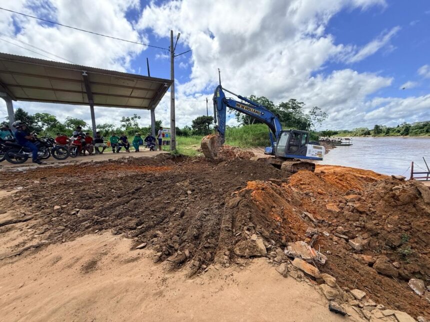 governo-do-acre-sinaliza-rampa-de-balsa-entre-cruzeiro-do-sul-e-rodrigues-alves-apos-erosao-agravada-pela-vazante