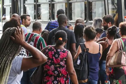 numero-de-pessoas-em-busca-de-emprego-ha-dois-anos-ou-mais-cai-21,7%