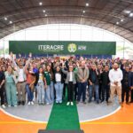 mailza-assis-entrega-338-titulos-definitivos-e-reforca-regularizacao-fundiaria-em-sena-madureira