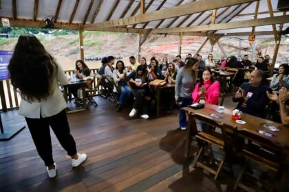 primeira-edicao-do-pint-of-science-no-acre-aproxima-inovacao,-ciencia-e-tecnologia-da-populacao
