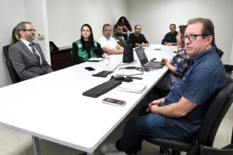 governo-e-tribunal-de-justica-articulam-estrategias-para-ampliar-a-empregabilidade-de-reeducandos-e-egressos-do-sistema-prisional