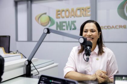 durante-entrevista,-mailza-destaca-politicas-publicas-e-acoes-que-aproximam-o-governo-da-populacao