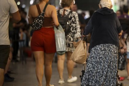 defeitos-em-calcadas-fazem-42%-dos-idosos-terem-medo-de-cair