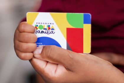 caixa-paga-bolsa-familia-a-beneficiarios-com-nis-de-final-9