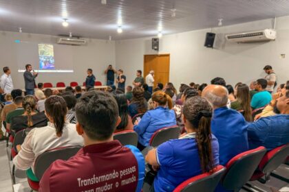 governo-reforca-acoes-de-seguranca-escolar-com-gestores-em-cruzeiro-do-sul