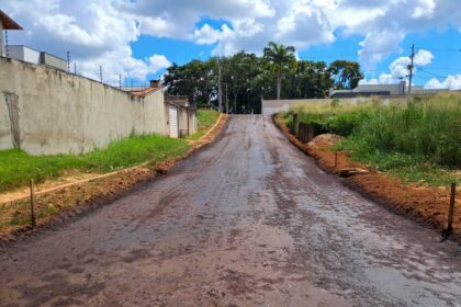 governo-do-acre-prepara-obra-de-pavimentacao-em-tijolos-macicos-na-rua-luxemburgo,-em-rio-branco