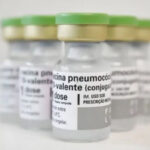 acre-recebe-3,6-mil-doses-da-nova-vacina-pneumococica-20-valente-e-inicia-distribuicao-aos-municipios