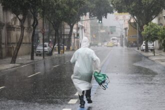 sul,-sudeste-e-centro-oeste-podem-ter-final-de-semana-de-chuva-intensa