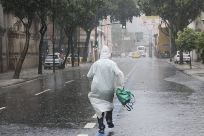 sul,-sudeste-e-centro-oeste-podem-ter-final-de-semana-de-chuva-intensa