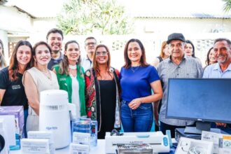 governadora-mailza-fortalece-rede-de-saude-no-jurua-com-entrega-de-equipamentos