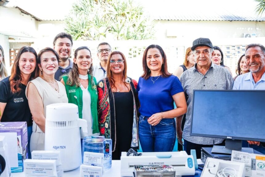 governadora-mailza-fortalece-rede-de-saude-no-jurua-com-entrega-de-equipamentos