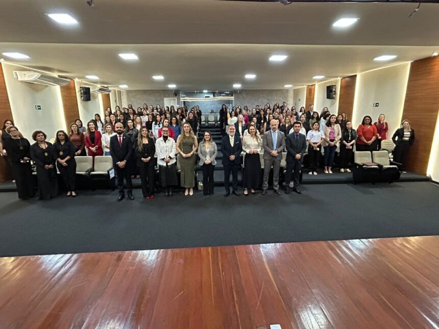 policia-civil-promove-palestra-alem-do-distintivo-voltada-as-servidoras-da-instituicao