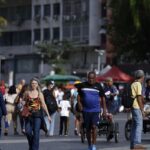 crescimento-populacional-caiu-para-0,37%-em-2026,-estima-ibge