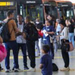 setor-de-servicos-fica-estavel-em-julho-e-sobe-2,4%-em-12-meses