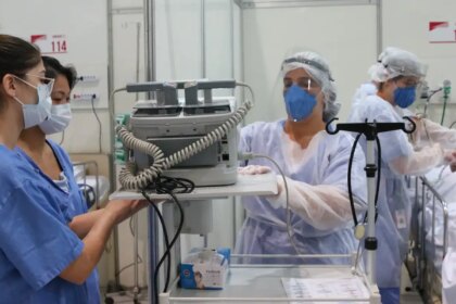 estudo-aponta-esgotamento-emocional-e-burnout-de-medicos-de-uti