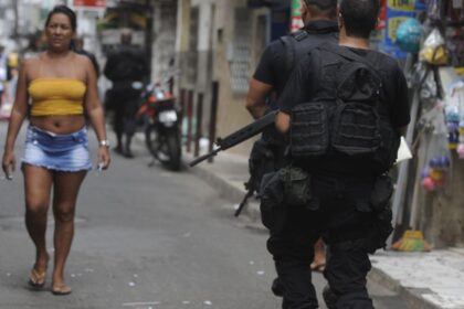 atualizacao:-operacao-da-pmrj-no-complexo-da-mare-deixa-tres-mortos