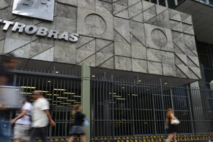 petrobras-fecha-acordo-para-comprar-gas-dos-eua-por-mais-de-20-anos