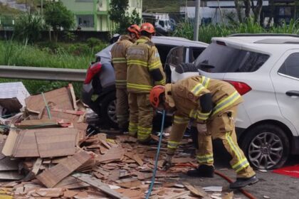 acidente-na-br-393,-no-rj,-deixa-cinco-mortos-e-nove-feridos