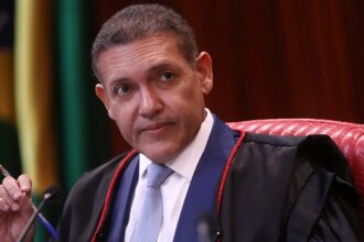 kassio-atende-flavio-e-suspende-propaganda-do-pt-que-cita-caso-master