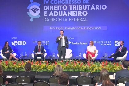 durigan-defende-receita-como-plataforma-de-inteligencia-do-estado