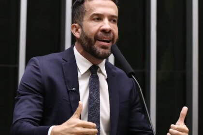 deputado-andre-janones-e-internado-com-arritmia-em-sao-paulo