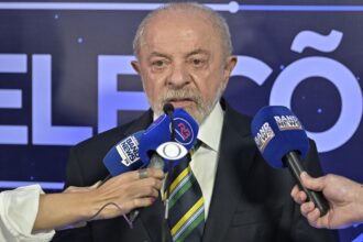 tse:-lula-autoriza-quebra-de-sigilo-bancario-se-flavio-fizer-o-mesmo