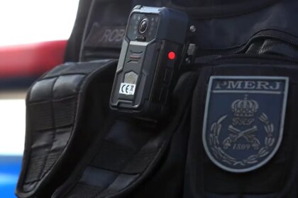 viva-maria:-estudo-analisa-eficacia-das-cameras-corporais-na-policia