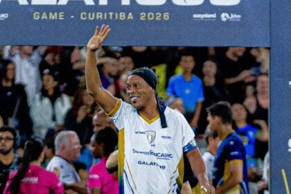 ronaldinho-gaucho-anuncia-volta-aos-gramados-pelo-italiano-ravenna