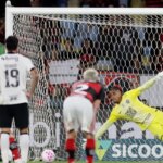 gol-nos-acrescimos-assegura-flamengo-na-lideranca-do-brasileirao