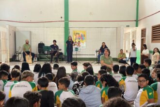 educacao-fiscal-e-tema-de-acao-ludica-em-escolas-da-rede-estadual-em-rio-branco