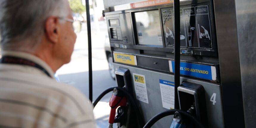 governo-prorroga-por-um-mes-subvencao-de-r$-2,12-ao-diesel