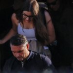 flavio-bolsonaro-desembarca-nos-eua-com-a-familia-apos-fugir-do-brasil